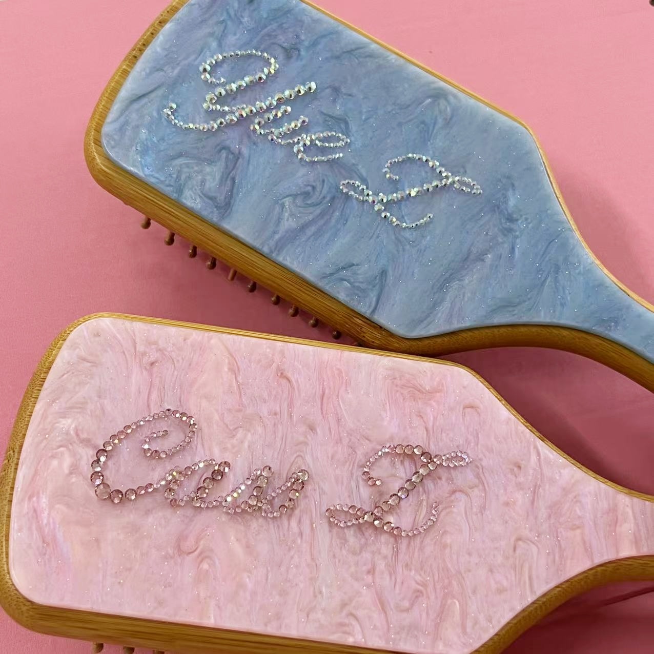 Haarbürste mit Strass-Namen, p – Hair Care Names Bewertung und Preis